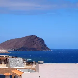 https://plaza-vista-mar-dos.in-canary-islands.com