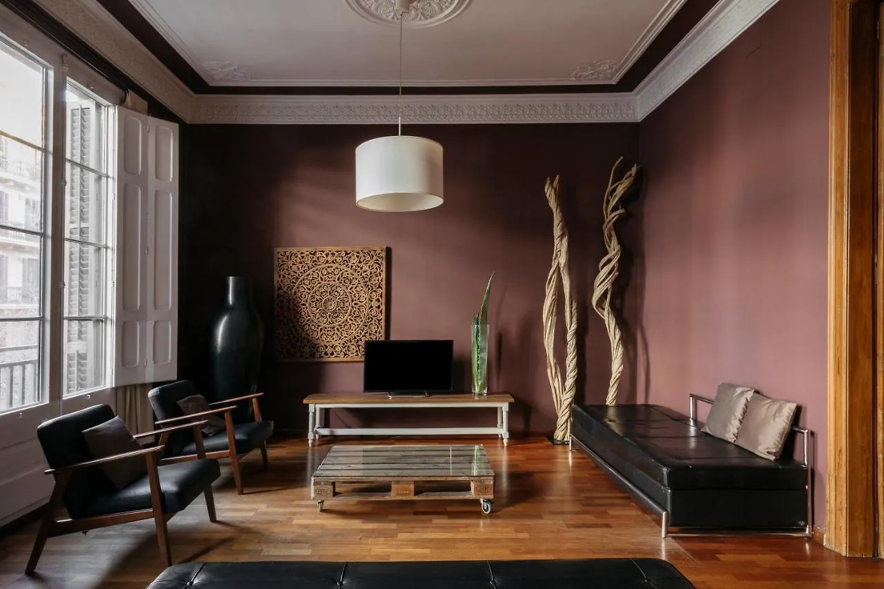 Barcelona Apartment Val location