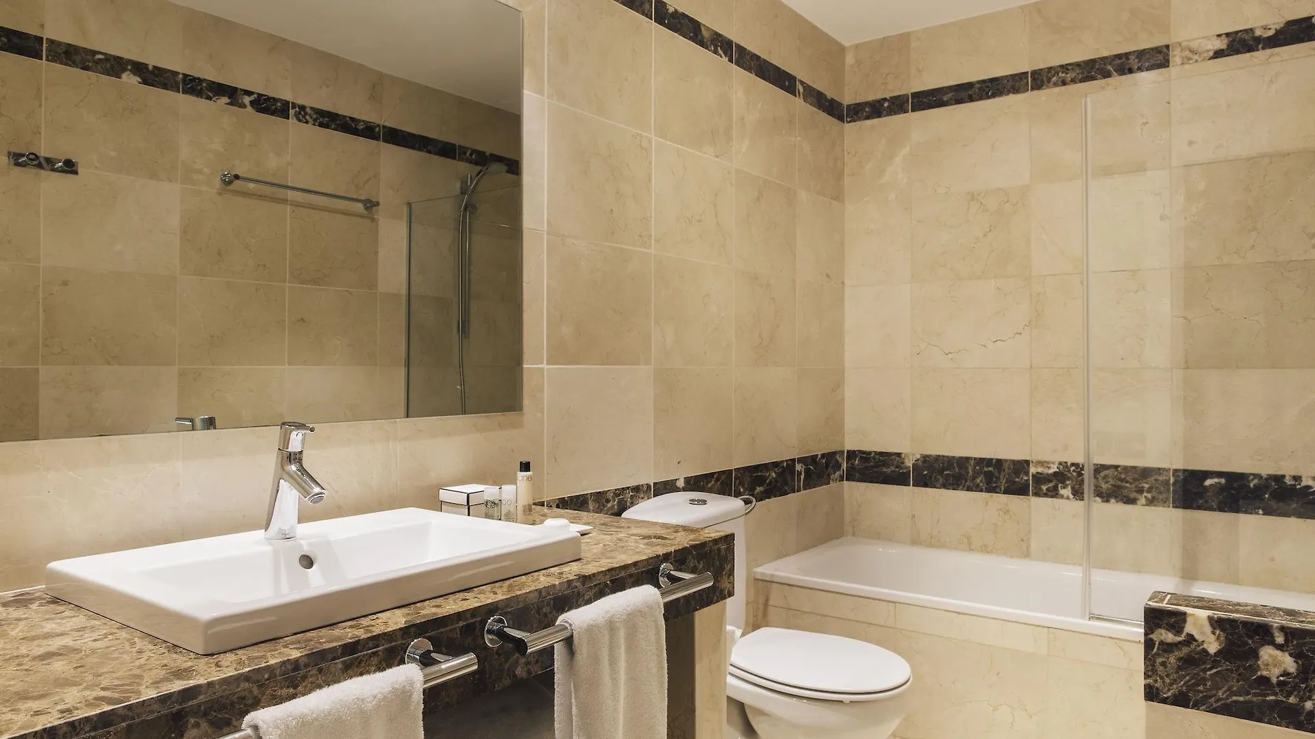 Barcelona Apartment Val