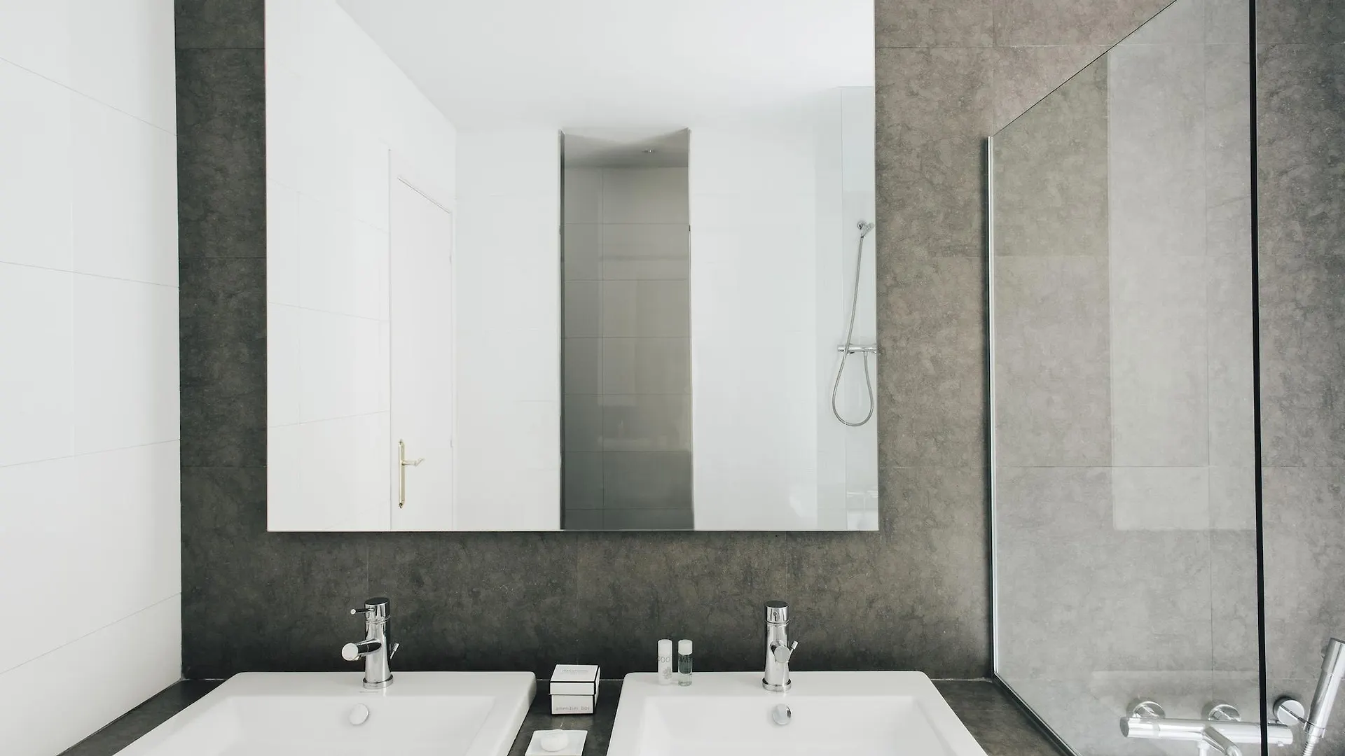 Barcelona Apartment Val