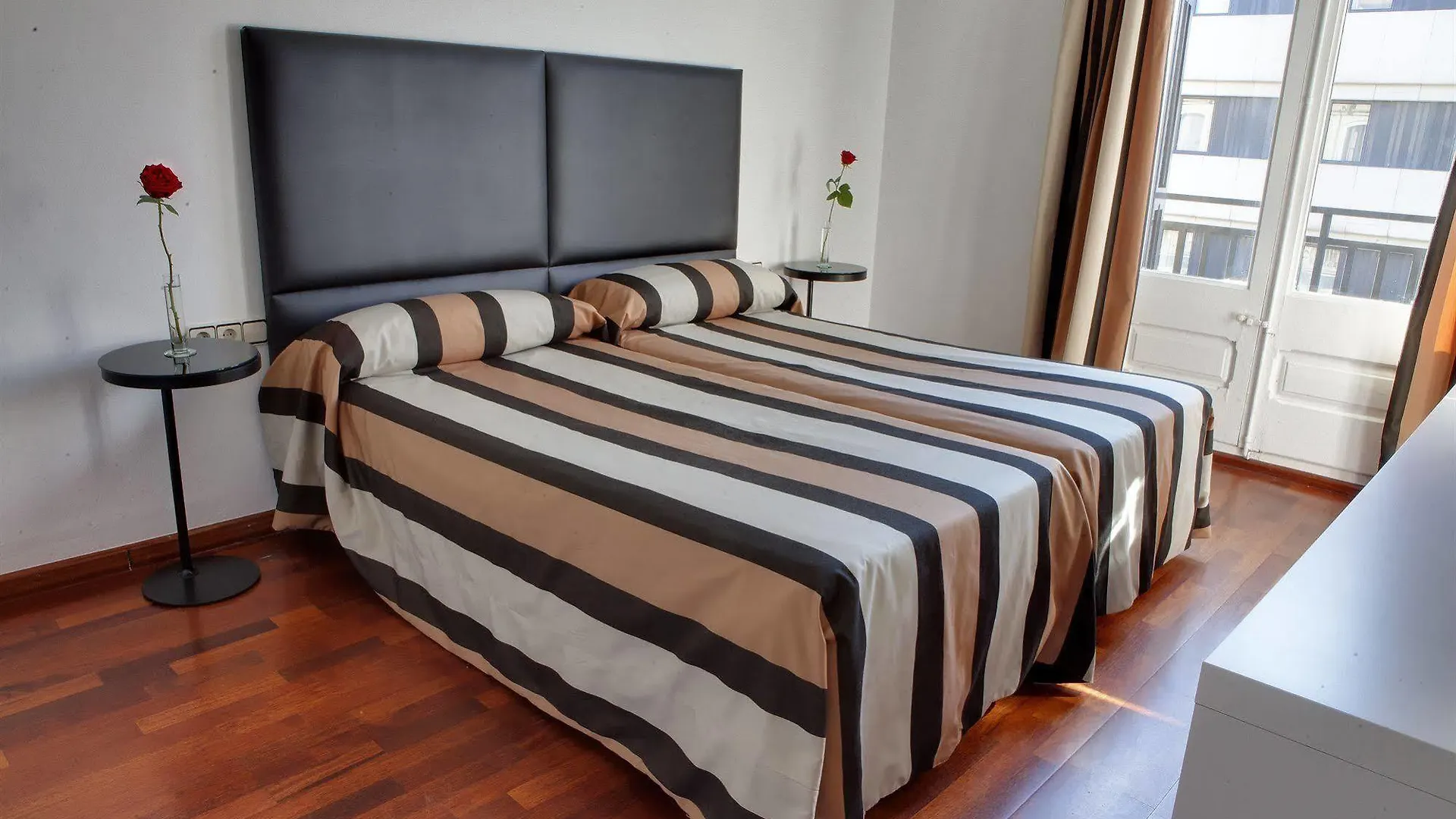 Barcelona Apartment Val